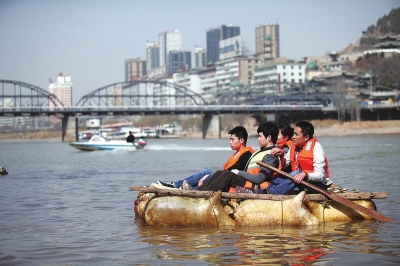 乘羊皮筏子黄河漂流