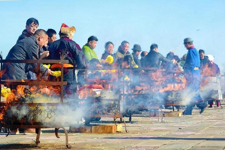 全国蒙古族人口_中国蒙古族人口比例最高的县,通中原一省同名(2)