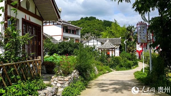 大方县八堡乡海龙休村。颜亨祥 摄