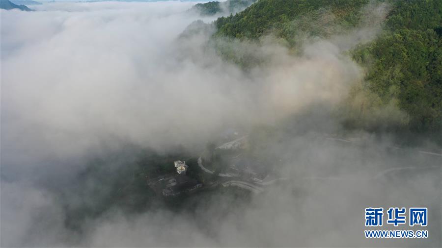 #（美丽中国）（5）湖北利川：云海似画卷