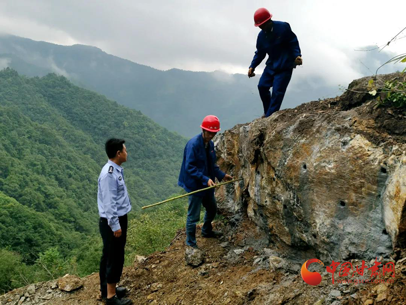 南慈村人口_淝南镇各村人口(3)