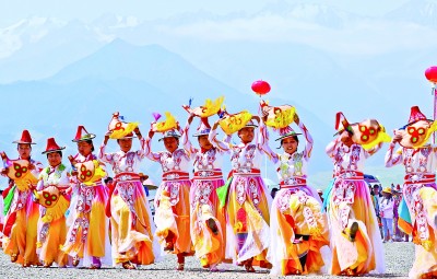 在甘肃，拥抱壮美山川璀璨文明