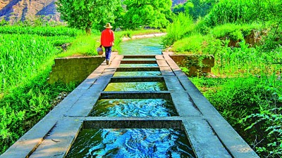 涓涓“幸福水” 滴滴润民心