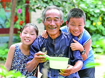 涓涓“幸福水” 滴滴润民心