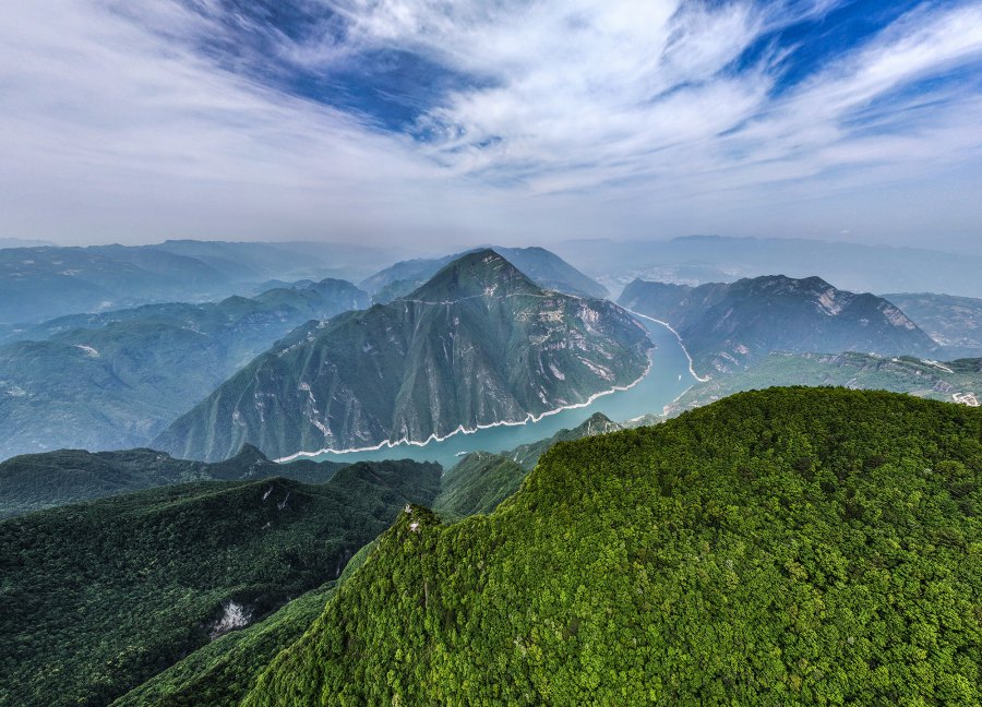 夏日巫峡美。王正坤摄