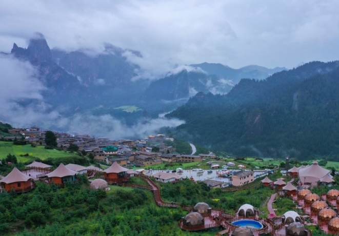 雨后扎尕那